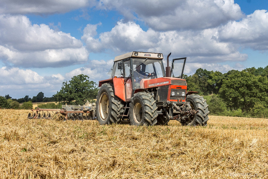 Pompa hidraulică la tractor: Funcție, importanță și întreținere