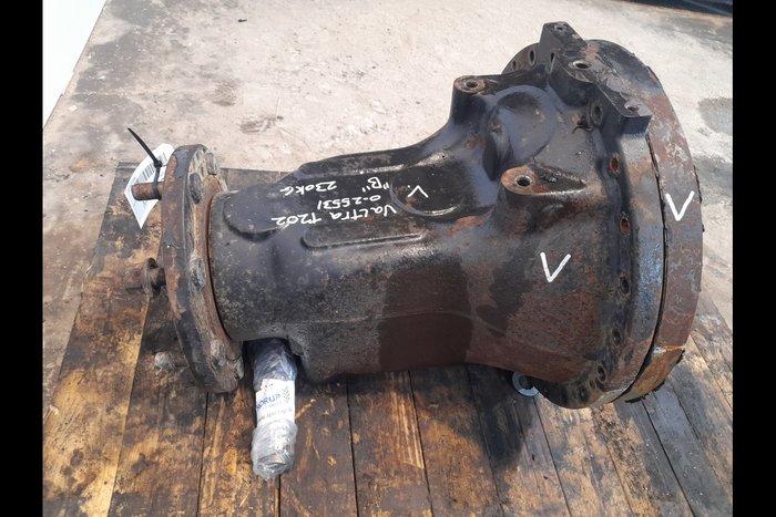 Punte spate stanga Valtra T202 - Second Hand