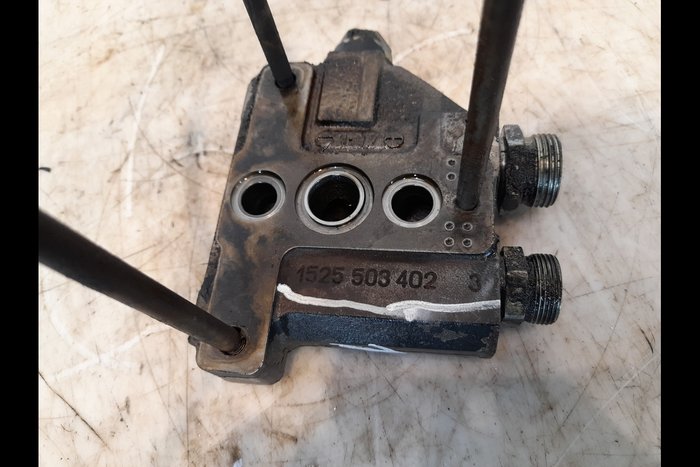 Valva hidraulica Deutz Fahr Agrotron 85 - Second Hand