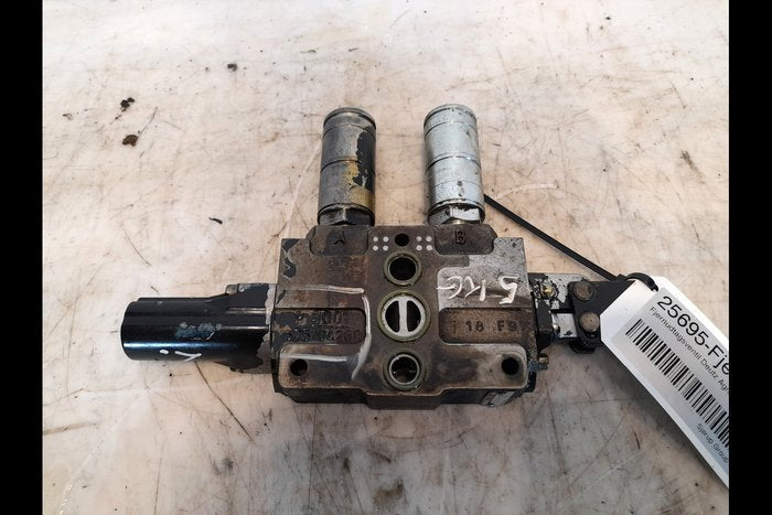 Valva hidraulica Deutz Fahr Agrotron 85  - Second Hand