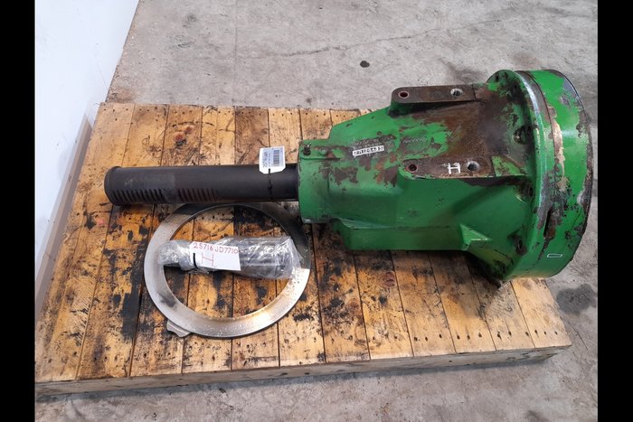 Punte spate dreapta John Deere 7710  - Second Hand